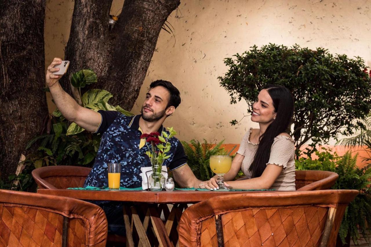 Hotel Boutique Sol Y Luna Spa Ajijic Kültér fotó