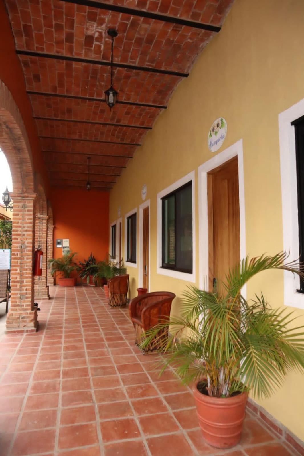 Hotel Boutique Sol Y Luna Spa Ajijic Kültér fotó